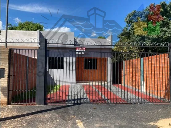 Casa en Mora Cué, Luque